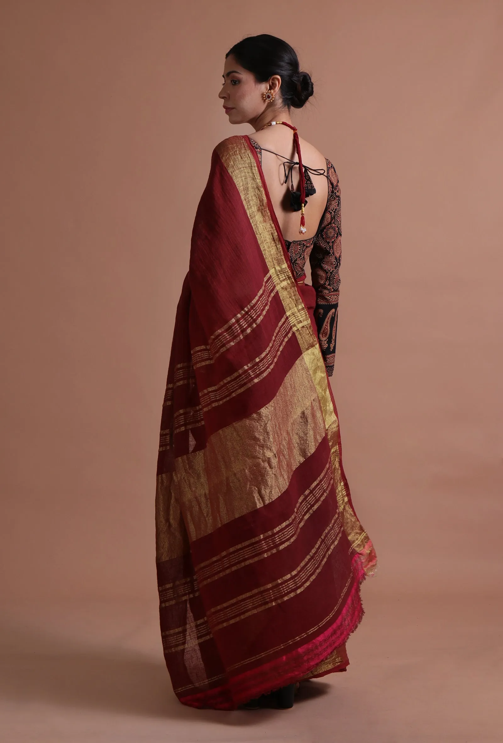 Maroon Color Cotton Linen Saree With Unstitched Blouse