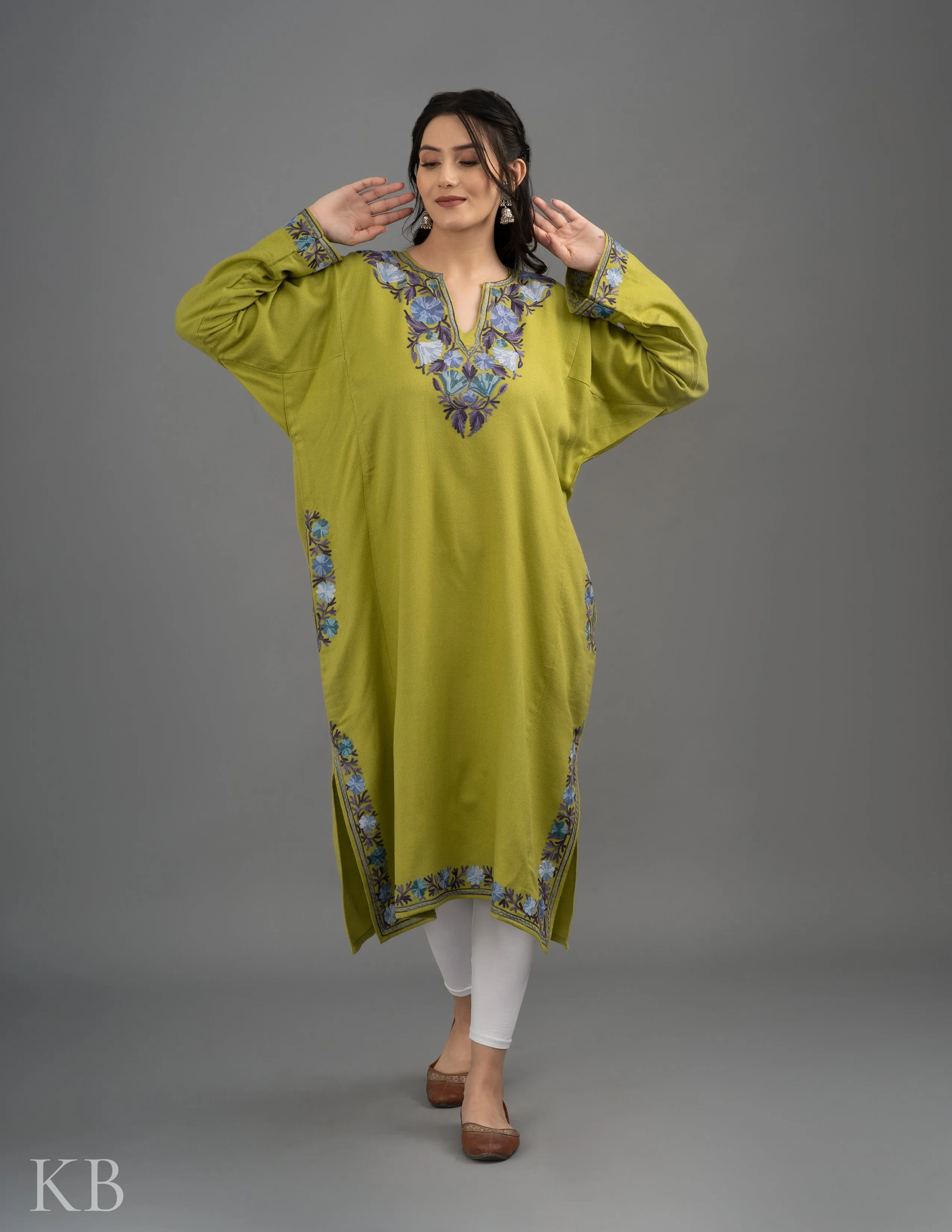 Rang-e-Khizan Avocado Blossom  Aari Phiran